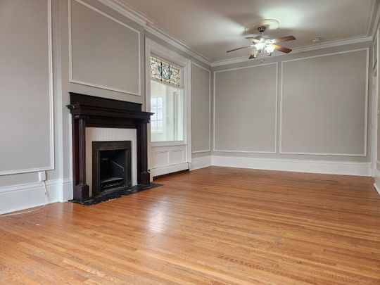 For Lease - 177 Chatham Street Unit# Main, Brantford, Ontario - Photo 1