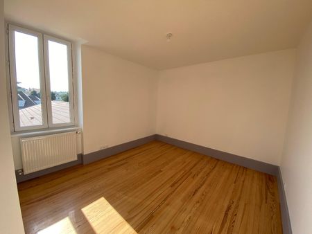 Location Appartement 3 pièces 67m² BOURG LES VALENCE 26500 - Photo 2