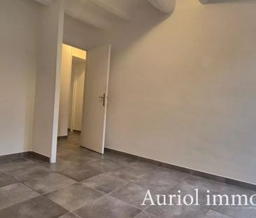 Location Appartement 2 pièces 62m² AUBAGNE 13400 - Photo 2