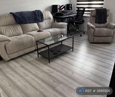 2 bedroom flat to rent - Photo 6
