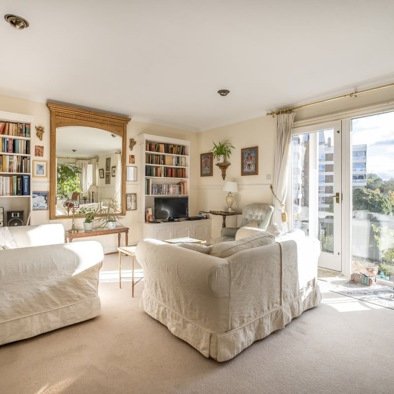 3 bedroom flat to rent - Photo 1