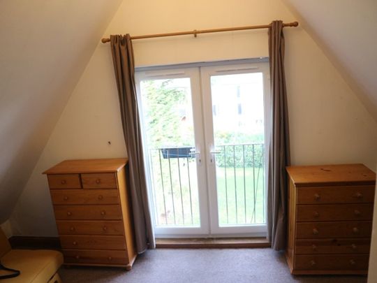 1 Bed Flat, Hanger Lane, W5 - Photo 1