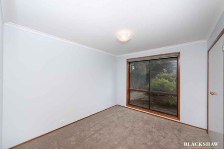 Cosy Three Bedroom Townhouse in Suburban Area. - Photo 4