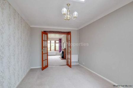 2 bedroom property to rent in Ely - Photo 4