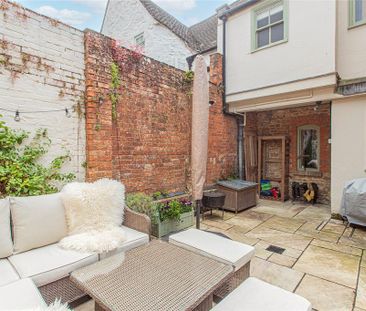 3 bedroom terraced house to rent - Photo 4
