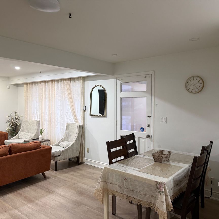 For Lease - 4041 Terrace Avenue, Niagara Falls, Ontario - Photo 1