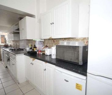 Suffolk Road, Enfield, EN3 - Photo 5