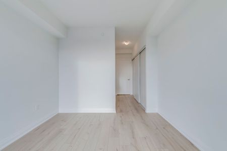 For Lease - 412 Silver Maple Road Unit# 217, Oakville, Ontario - Photo 4