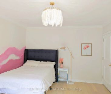 Detached Home For Lease | N9235799 - Photo 1