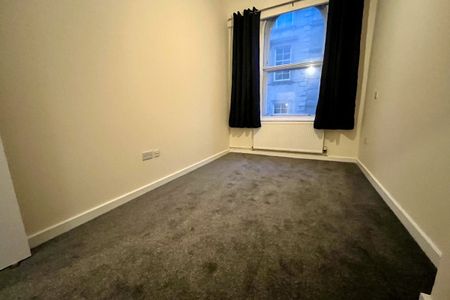 Bond Street - Photo 4