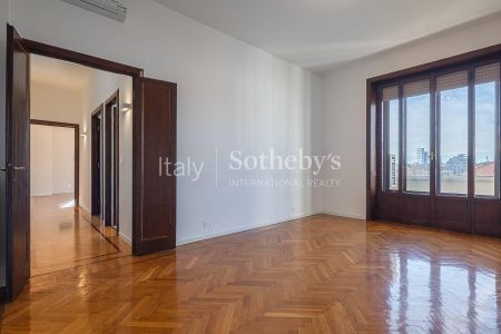 Ampio appartamento di rappresentanza in zona Porta Nuova - Photo 4