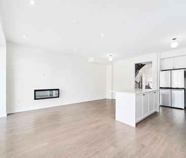 For Lease - 2945 Starlight Drive, Pickering, Ontario - Photo 5