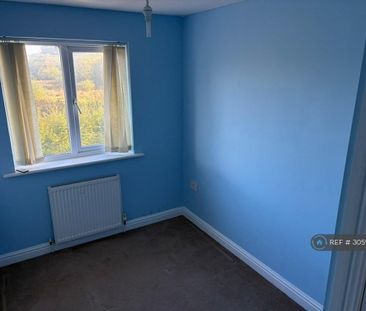 3 bedroom terraced house to rent - Photo 3