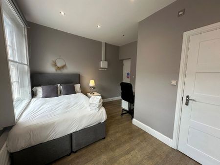 Castle Yard Studio 8 - Photo 2