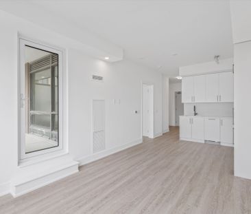 For Lease - 2075 King Road Unit# 250, King, Ontario - Photo 4