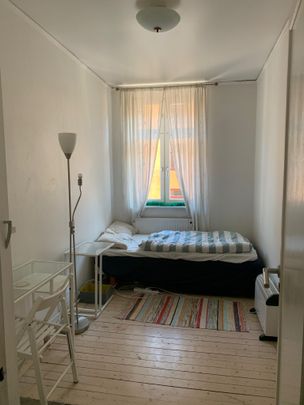 Tomtebogatan, Stockholm - Photo 1