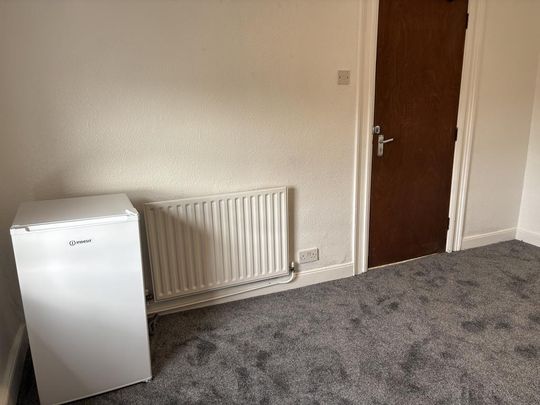 1 bedroom house of multiple occupation to rent - Photo 1