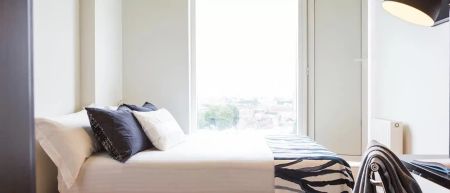 2 Bed Apartment - Photo 5
