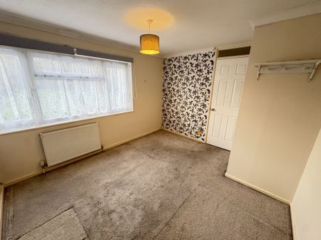 Heighams, Harlow - Photo 4