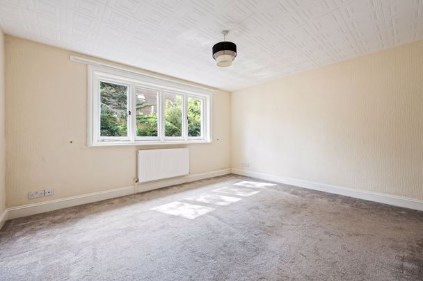 Forest Road, Poole, BH13 - Photo 1