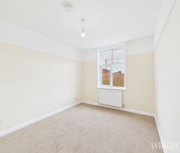 3 bedroom Apartment - Eastcheap, Letchworth Garden City - Photo 3