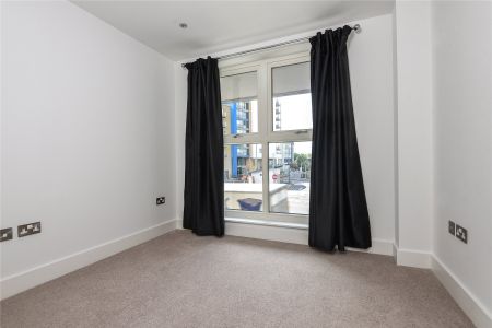 Deptford Bridge, The Glassworks, London, SE8 flat to rent - Photo 4