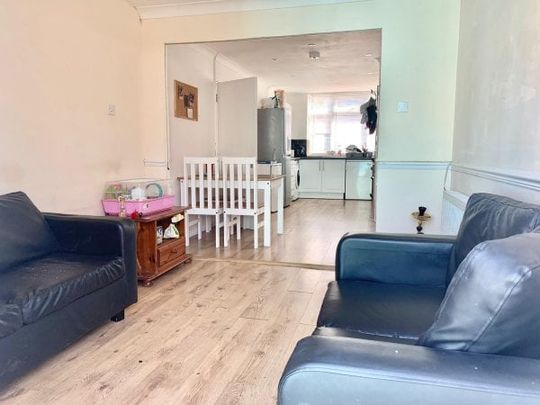 St Pauls Road, Southsea PO5 - Photo 1