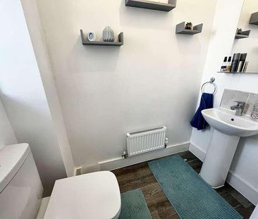 Wynne Crescent, Rugby, CV21 - Photo 6