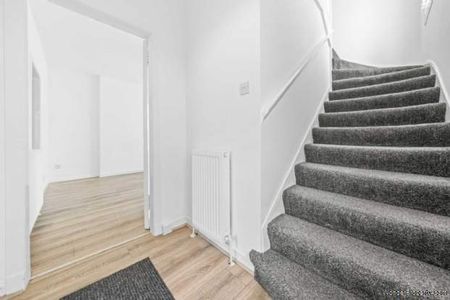 3 bedroom property to rent in Glasgow - Photo 5