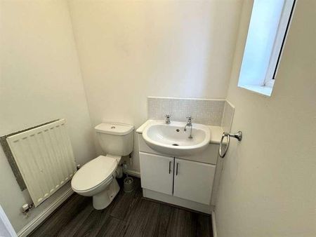 Deans Gate, Willenhall, WV13 - Photo 3