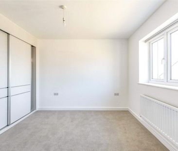 3 bedroom house to rent Tillage Road, Wellingborough, Northamptonshire, NN8 - Photo 4