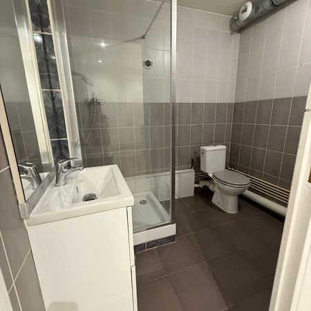 Location Appartement 2 pièces 49m² - Photo 4