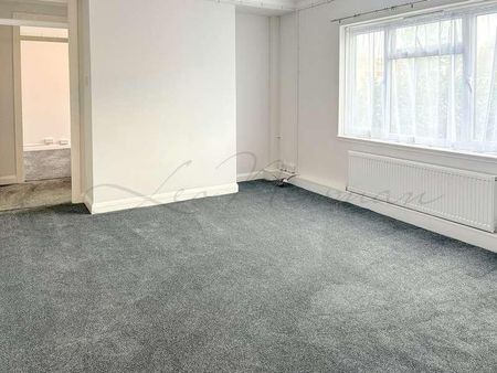 Danes Court, Wembley, HA9 - Photo 2