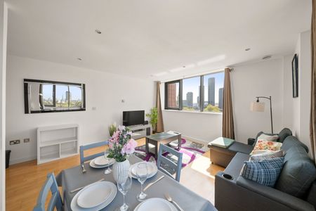 2 Bed Detached House, East India Dock Road, E14 - Photo 2