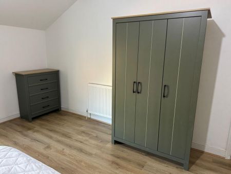 1 bedroom in a house share to rent - Photo 4