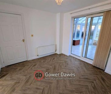 John William Close, Chafford Hundred, RM16 - Photo 1