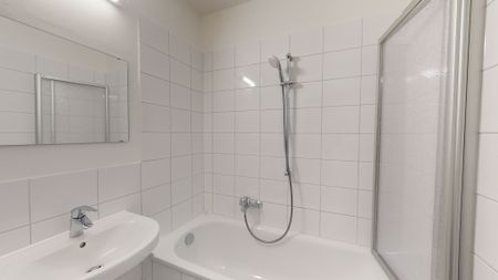 vollsanierte 3 Zimmer mit Balkon in der 5. Etage - Photo 4