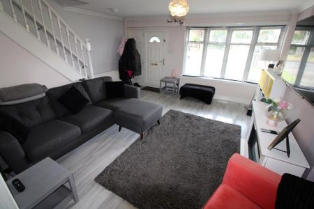 3 bedroom terraced house to rent - Photo 2