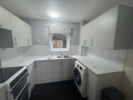 Bridwell Close, Plymouth, PL5 - Photo 3