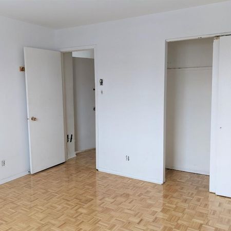 Beau et grand 5-1/2 au 2e étage d'un triplex rénové à Montreal, Mercier-Hochelaga - Photo 4