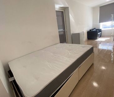 Studio Flat, Gillett Road, CR7 - Photo 1