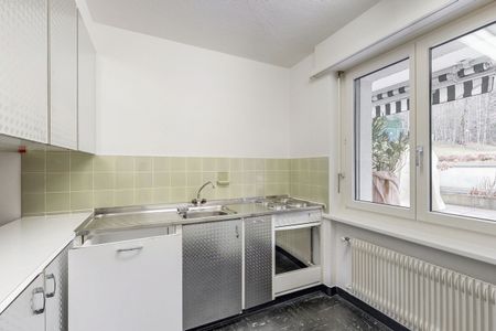 Apartment with beautiful, large garden seating area – limited to 1 year! - Photo 5