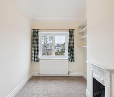 4 bedroom semi-detached house to rent - Photo 4