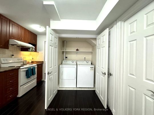 Detached Home For Lease | N9231520 - Photo 1