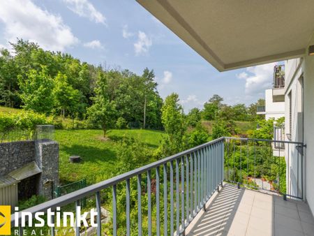 Pronájem bytu 1+kk 38 m2 - Fotografie 2