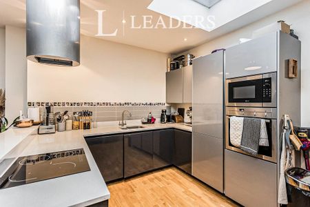 1 bedroom flat to rent - Photo 5