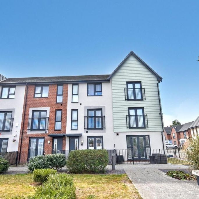 4 bedroom townhouse to rent - Photo 1