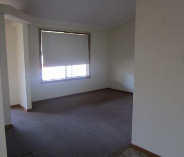 4 Bedroom home - Photo 2