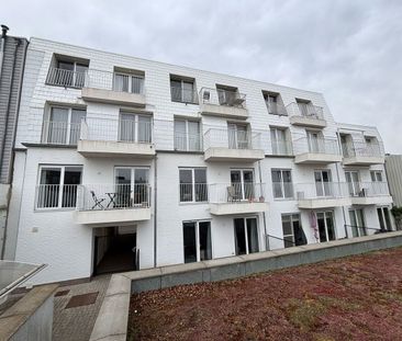 Appartement - Te huur - Photo 2