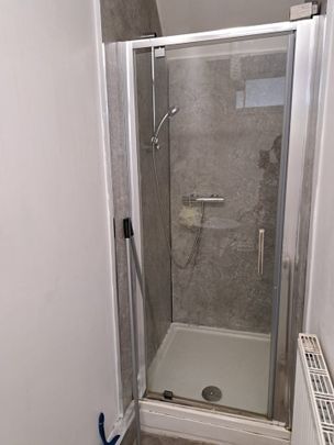 Room in a Shared House, Oval Road, B24 - Photo 1